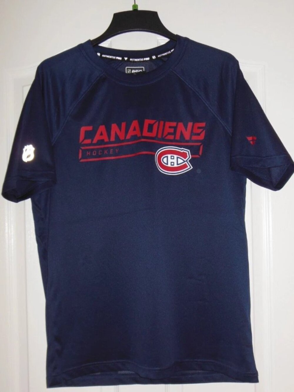 NWT MONTREAL CANADIENS Hockey Navy Blue DriFit Style Shirt sz L NHL BREATHABLE